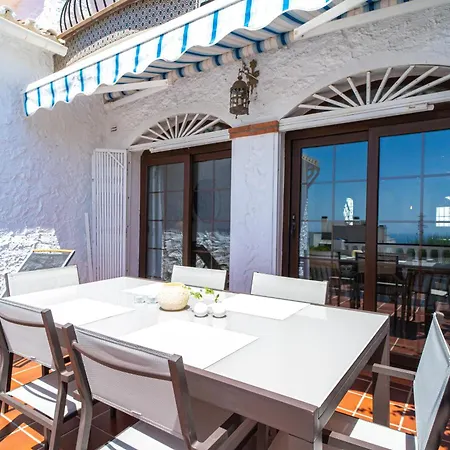 Nyaraló Capistrano Village Casa Corasol Nerja