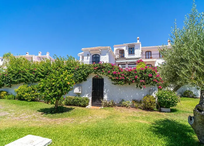 Capistrano Village Casa Corasol * Nerja